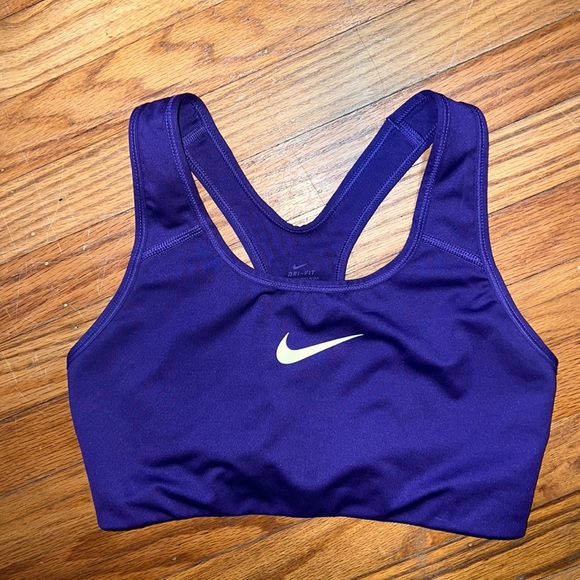 Nike Sports Bra! - Picture 1 of 3